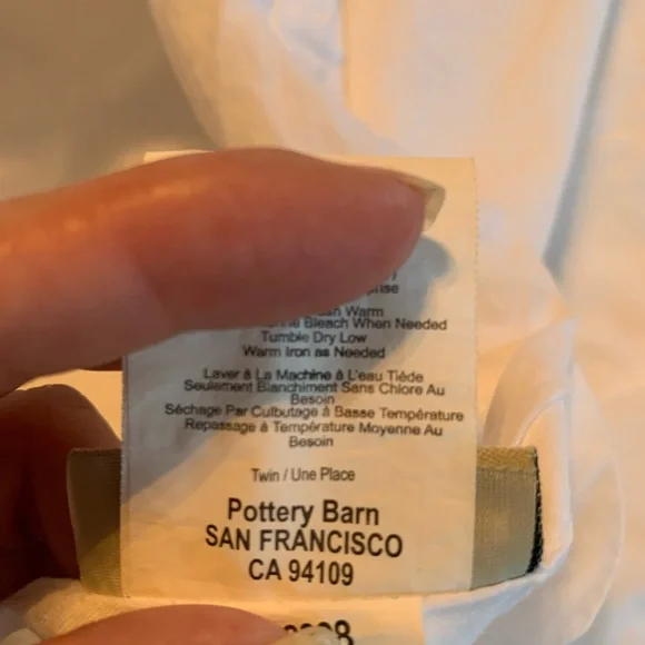 Pottery Barn Twin bed skirt